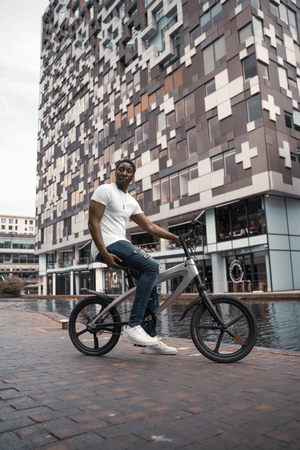 The Official Solar Beam Yellow E-Bike with Built-in Speakers & Bluetooth (Range up to 60km) - Effortless Transportation with Integrated Music Streaming