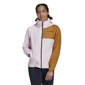 Chaqueta adidas Terrex Multi RAIN.RDY para mujer - Chaqueta de senderismo rosa impermeable y transpirable GU6507