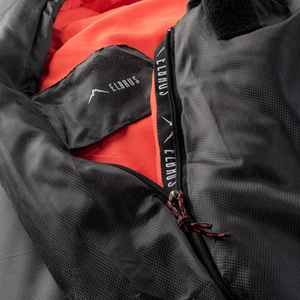 Saco de dormir Elbrus Carrylight II 1000: ligero y duradero