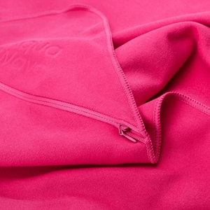 Close-up of Aquawave Playa quick-drying microfiber towel in vibrant pink, showcasing soft texture and quality stitching.