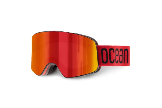 Full-frame ski goggles with red and yellow mirrored lens, perfect for outdoor sports and adventures.