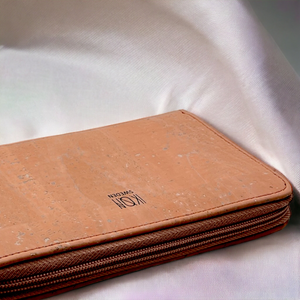 Eco-Friendly Cork Leather Vegan Zip Wallet - Stylish Rosy Brown Women's Accessory