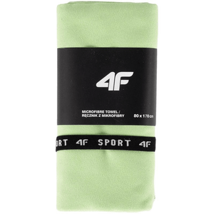 Quick-drying green microfiber towel, lightweight and compact, ideal for outdoor sports and travel adventures.