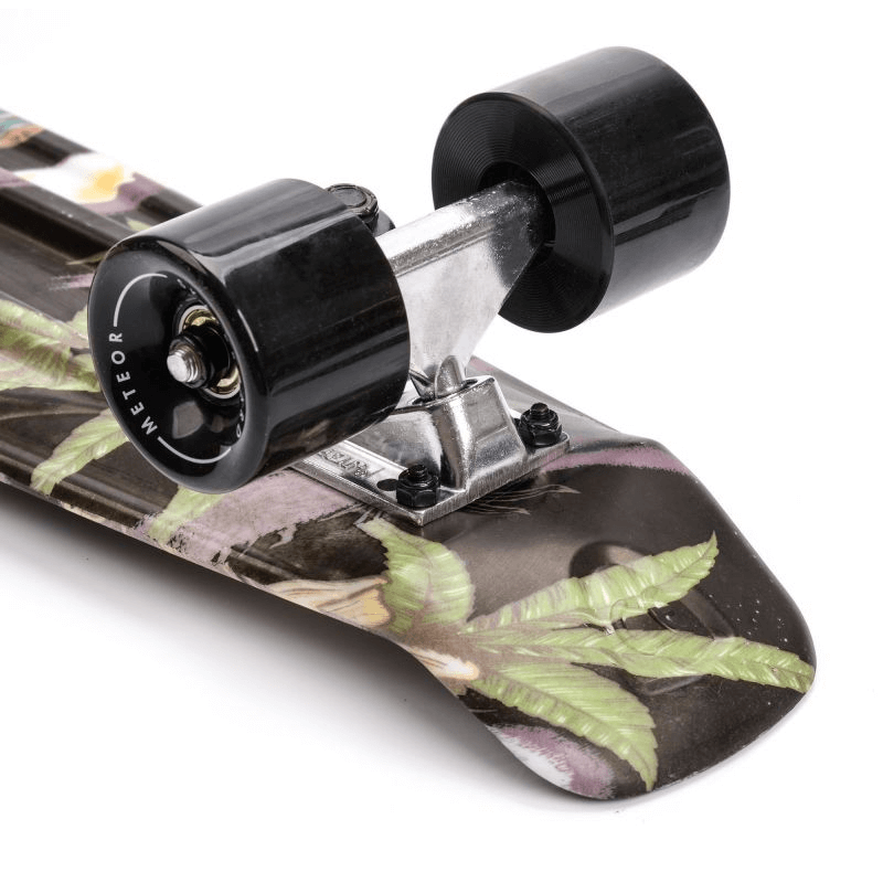 Close-up of Meteor Flowers Black 22606 skateboard deck and wheels, ideal for outdoor sports and city cruising adventures.