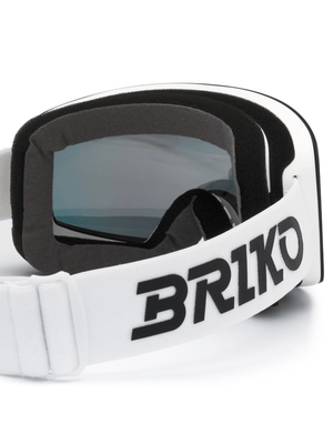 BRIKO trendy design protective goggles with adjustable strap, ideal for outdoor sports and adventures, made in Italy.