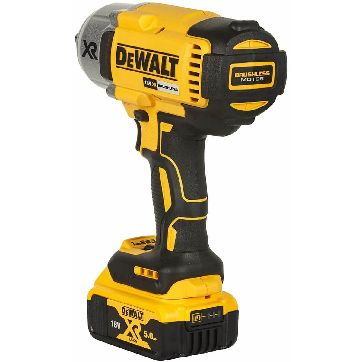 Screwdriver Dewalt DCF899P2-QW 18V in yellow and black, ideal for outdoor and camping adventures, available at revlando.com.