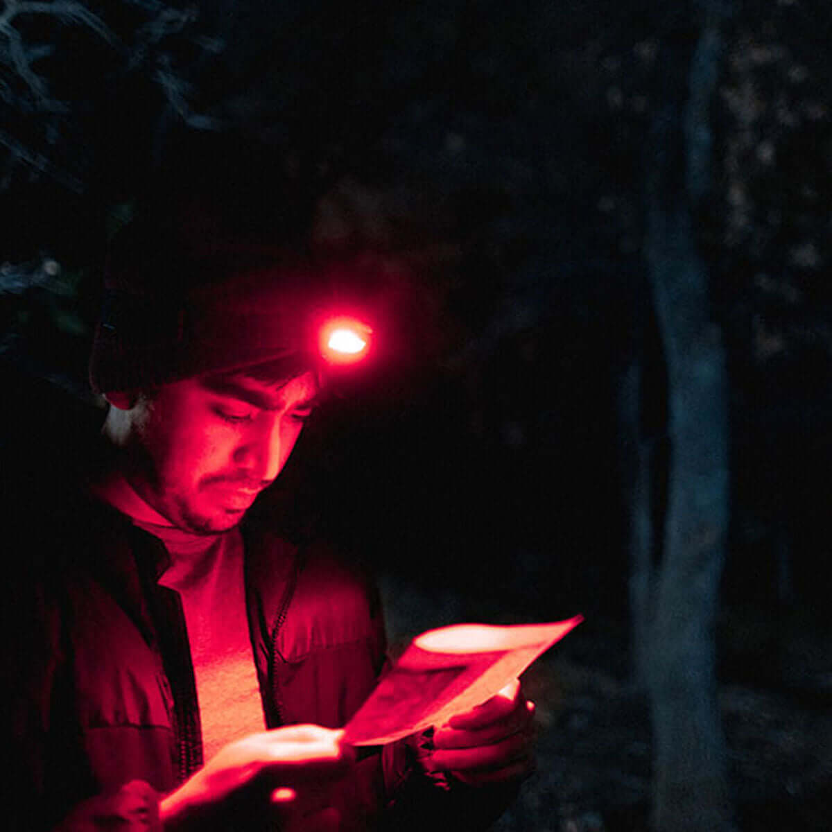 LED Head Torch NEBO Einstein™ 1000 Flex, outdoor essential for camping and adventures, rechargeable with adjustable strap.