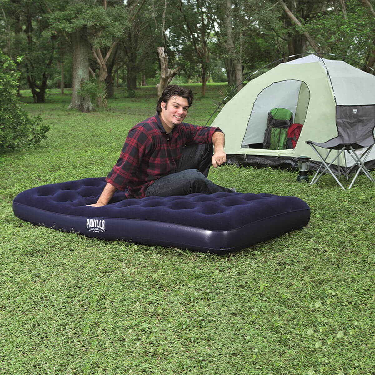 Air Bed Bestway, 188 x 99 x 22 cm, perfect for camping and outdoor adventures, durable PVC, blue color.