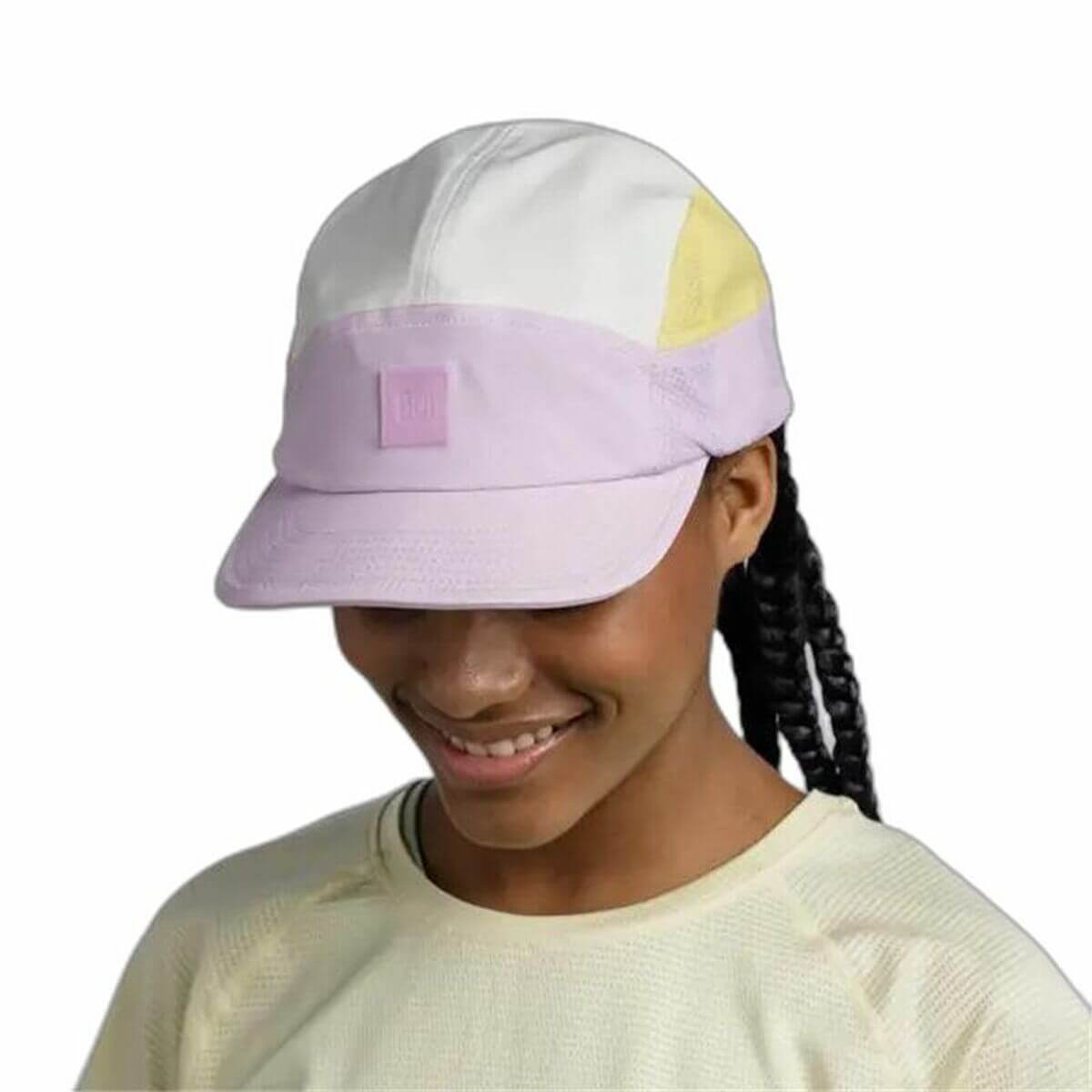 Light mauve sports cap for outdoor activities, ideal for camping and adventures. Available at revlando.com.